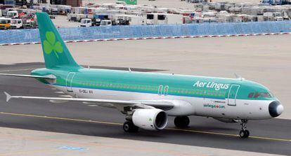 Un avi&oacute;n de la compa&ntilde;&iacute;a a&eacute;rea Aer Lingus en Fr&aacute;ncfort 