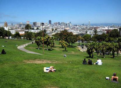 Vistas al 'downtown' de San Francisco, desde Dolores Park, en Mission