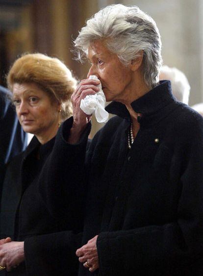 Margherita Agnelli (izquierda) y su madre, Marella, durante una ceremonia religiosa por el patriarca de Fiat.
