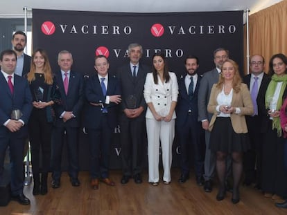 Jurado, ganadores y finalistas del I Premio Vaciero de Periodismo Jur&iacute;dico y Financiero.