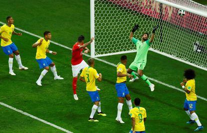 Foptografía aerea del gol de Steven Zuber ante Brasil.