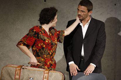 Carol Rovira y Luis Mottola en la presentación de 'Viajando con Marsillach' en CaixaForum.