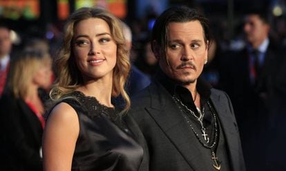 Amber Heard y Johnny Depp, en octubre de 2015.