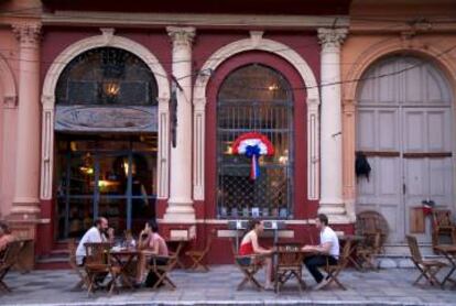 Terraza de El Café Literario, en Asunción.