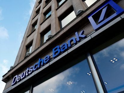 El logo de Deutsche Bank, en Bruselas
