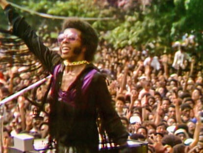 La historia de Sly Stone, el genio calidoscópico que destruyó su gloria
