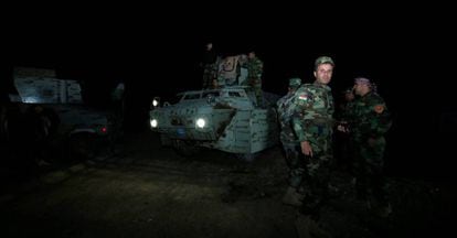Fuerzas de los 'peshmerga' preparan el asalto.