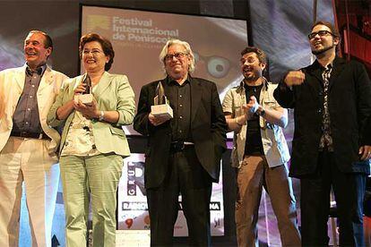 Toni Isbert, Beatriz Carvajal, Antonio Mercero, Juanma Bajo Ulloa y el director del festival, Borja Crespo, en la gala de inauguración del viernes.