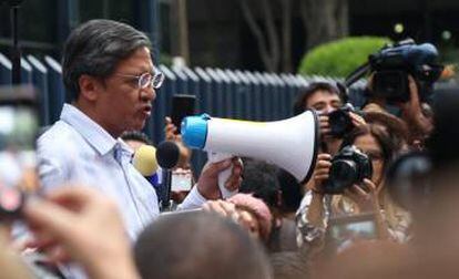 El periodista de La Jornada Arturo Cano durante la protesta por el asesinato de periodista