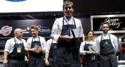 El chef español Nanín Pérez, del restaurante Murri, en Alicante, galardonado como Cocinero Revelación 2018, en la XVI edición de Madrid Fusión.