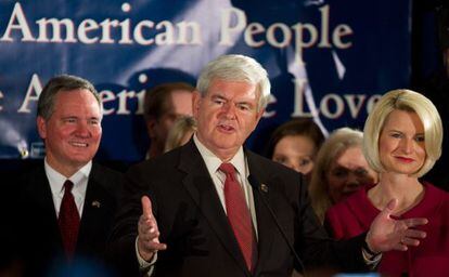 El candidato republicano Newt Gingrich, se dirige a sus seguidores tras la victoria en Carolina del Sur.