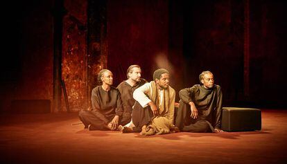 Un momento de 'Battlefield', de Peter Brook, que ha podido verse en Temporada Alta.