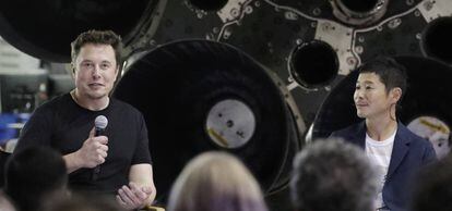 Elon Musk en la presentaci&oacute;n de Yusaku Maezawa como primer viajero de SpaceX