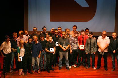 Tots els guanyadors dels Premis Ovidi Montllor sobre l'escenari del teatre del Micalet la nit del passat 30 de juny.