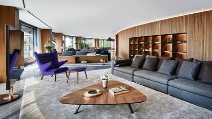 En el edificio Francesc Macià, 10, de Barcelona, se alquila un piso por 29.000 euros al mes.