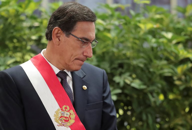 Detenidos en Perú tres exfuncionarios del círculo de confianza del presidente Martín Vizcarra | Internacional | EL PAÍS