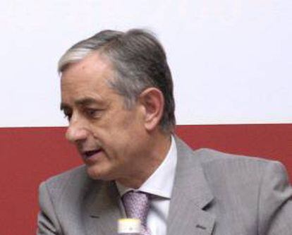 El exdirector general de Caja Castilla-La Mancha,  Ildefonso Ortega. EFE/Archivo