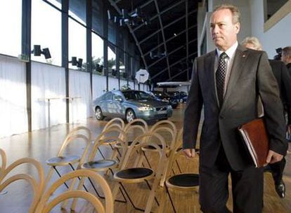 El director ejecutivo de Volvo Cars, Stephen Odell, momentos antes de anunciar las medidas de la compañía para hacer frente a la crisis del sector