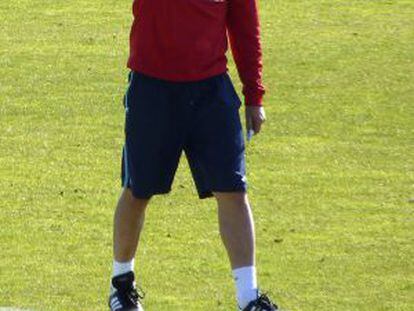 Cosmin Contra, en su primer entrenamiento