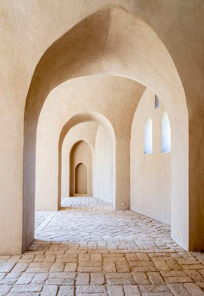 Interior of the mosque built in 1945 by the Egyptian architect Hassan Fathy (1900-1989).  It is part of his project to relocate the inhabitants of the village of Gourna.