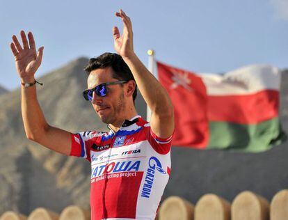"Purito" Rodríguez celebra su victoria en la cuarta etapa del Tour de Omán 