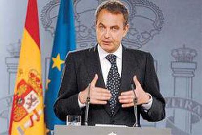 Zapatero reclama el apoyo de todos para hacer frente al terror de ETA