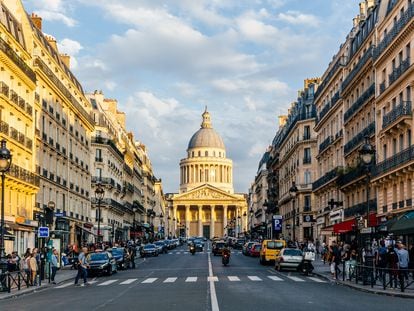 Vista del Panteón de París, en el Barrio Latino.