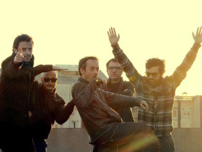 La banda de Sant Vicen&ccedil; dels Horts, Love of Lesbian.