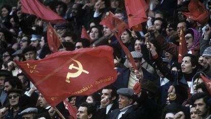 Manifestación del Partido Comunista portugués en Lisboa el 1 de marzo de 1975.