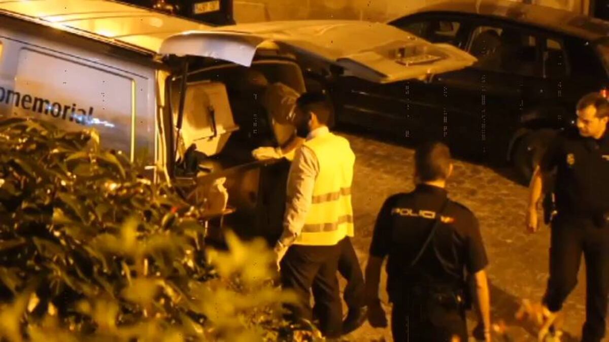 Un hombre mata a su pareja en Vigo y se entrega en comisaría | Noticias ...