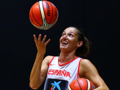 Laia Palau, en un entrenamiento con la selección. FEB