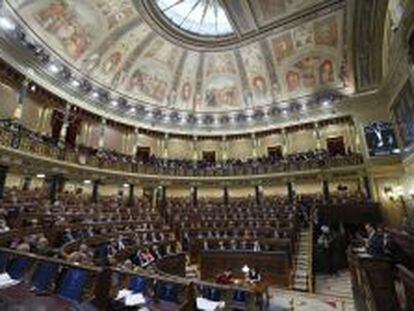 Vista general de hemiciclo del Congreso de los Diputados durante la intervenci&oacute;n del presidente del Gobierno, Mariano Rajoy.