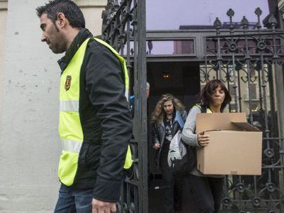 Registro policial en el Ayuntamiento de Sabadell, el 27 de noviembre.
