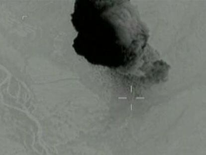 El Pentágono difunde el vídeo del momento en que el arma no nuclear más potente de EE UU impactó en una zona controlada por el ISIS próxima a la frontera con Pakistán.