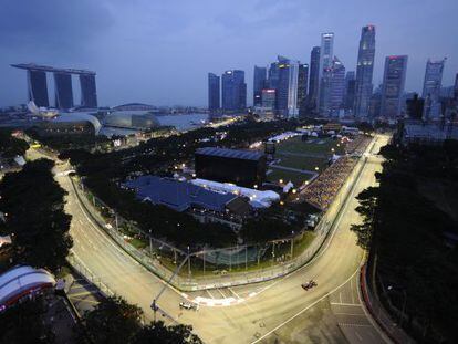 Panor&aacute;mica del circuito donde se corre el Gran Premio de Singapur durante los entrenamientos