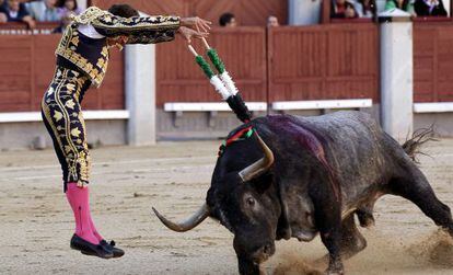 El diestro Antonio Ferrera en la plaza de Las Ventas de Madrid en la Feria de Otoño de 2013.