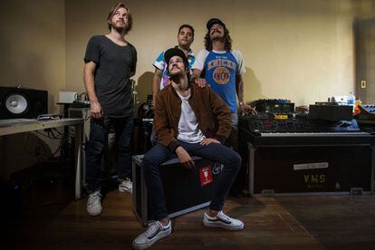 Rey Pila: Andrés Velasco, Diego Solórzano, Miguel Hernández y, sentado, Rodrigo Blanco.