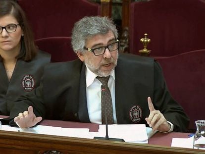 Jordi Pina, abogado de Jordi Sànchez, durante el juicio. 