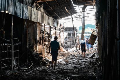 El mercado central de Sloviansk (Ucrania), destruido por los atques rusos.