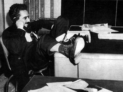 Garc&iacute;a M&aacute;rquez en la redacci&oacute;n de &#039;El Espectador&#039; de Bogot&aacute; en 1954. 