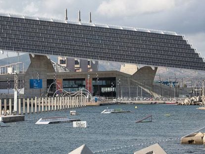En la imagen de archivo, una instalación fotovoltaica en el Fórum de Barcelona.