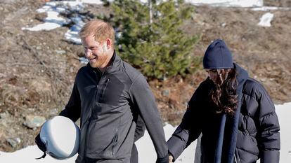 El príncipe Enrique y Meghan Markle, en su visita a Canadá para asistir a un evento de los Juegos Invictus, el jueves.