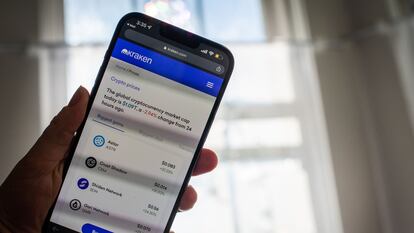 La app de Kraken, una de las principales plataformas que ofrece el servicio de staking.