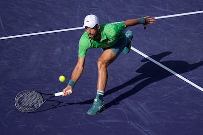 Djokovic, en otro instante de su estreno.