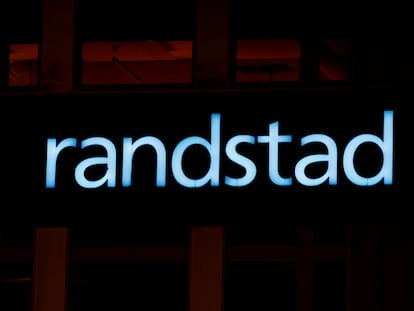 Logo de Randstad en su edificio de Zurich (Suiza).