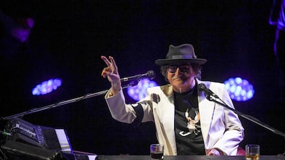 Charly García este sábado en el Centro Cultural Kirchner, durante un concierto por su 70 cumpleaños.