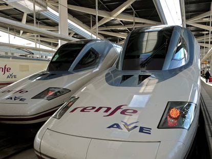 Renfe se suma a las rebajas al lanzar billetes de AVE con descuentos de hasta el 70%