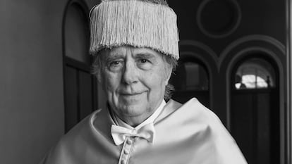 Joan Manuel Serrat, el día de su investidura como doctor Honoris Causa por la Universidad de Zaragoza.