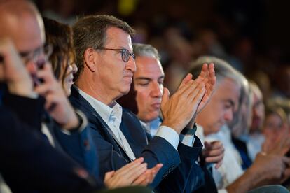 El presidente del PP, Alberto Núñez Feijóo, en la clausura de la Interparlamentaria de Toledo, este domingo.