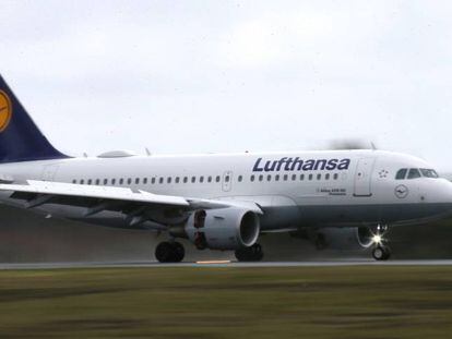 Avi&oacute;n de la compa&ntilde;&iacute;a Lufthansa.